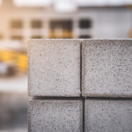 Parpaing de 10 : Dimensions, Poids et Prix des Blocs d'Agglo