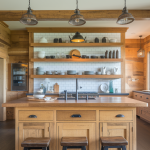 cuisine-rustique-chene-etageres-vaisselle