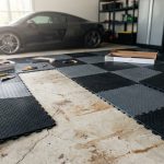 Dalles de sol clipsables pour garage : comment transformer votre sol facilement ?